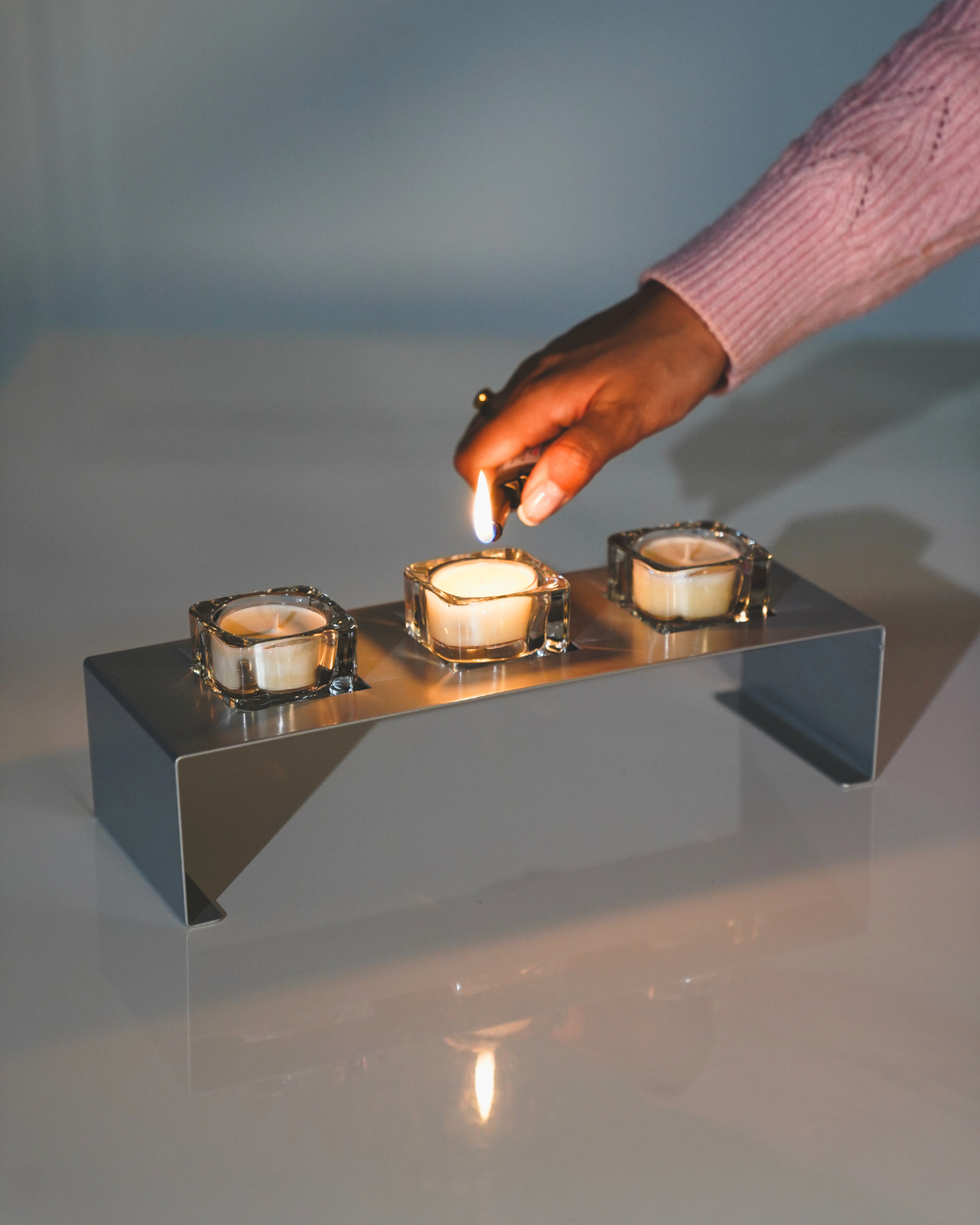 Artisan Silver Élégante Tealight Candle Holder